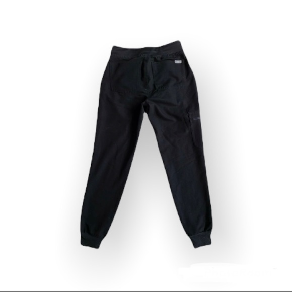 SOLD Figs Scrubs Technical collection joggers - Picture 4 of 4